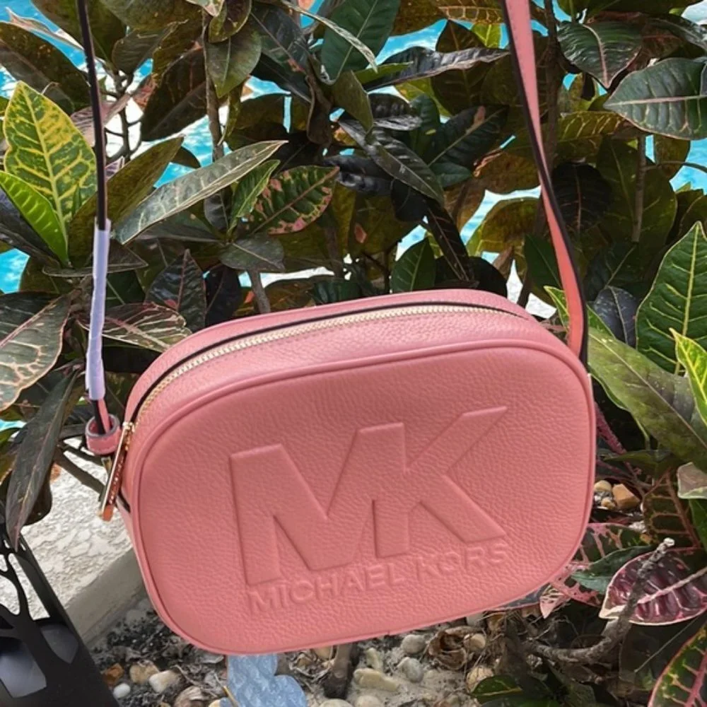 MICHAEL KORS Jet Set Medium Embossed Pebbled Leather Crossbody Bag Sherbert